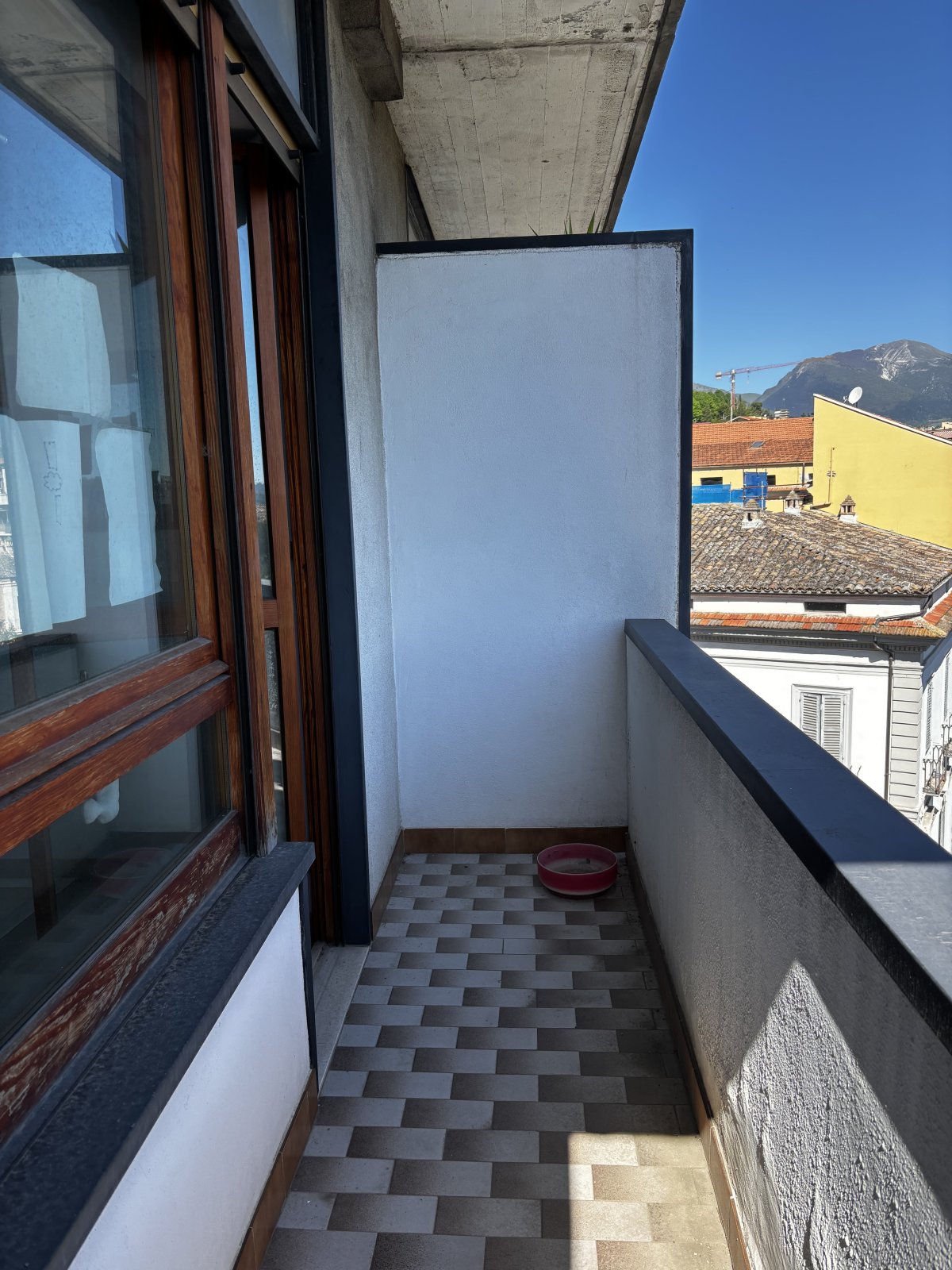 Appartamento arredato solo di cucina